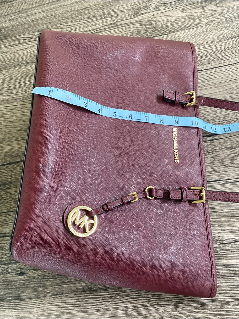 Michael Kors Burgandy Plum Zip Top Tote with Gold Hardware - Picture 16 of 16